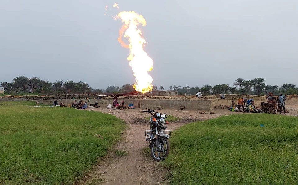 flaring gas in niger delta